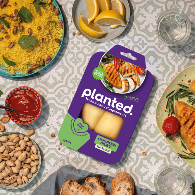 Planted lancia il suo filetto di pollo nei settori della vendita al dettaglio e della ristorazione
